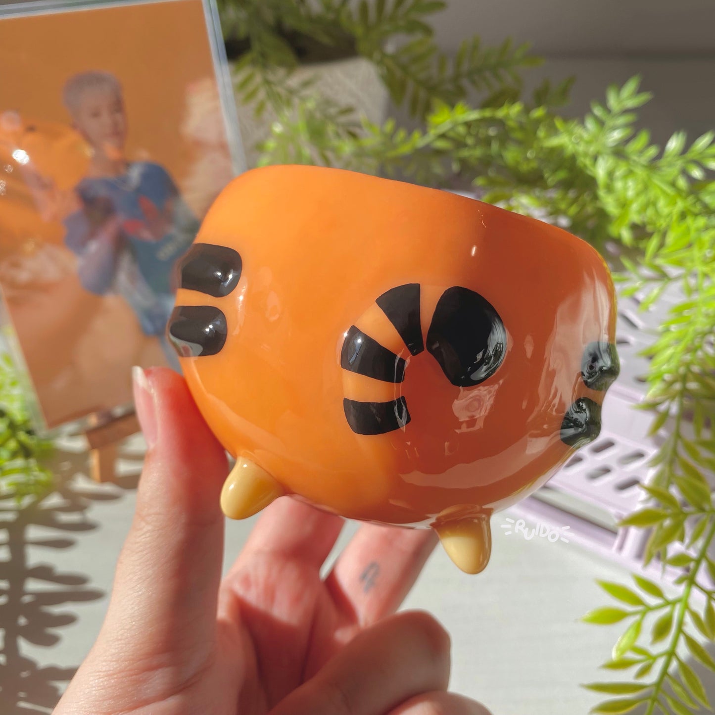Hoshi-Inspired Tiger Pot