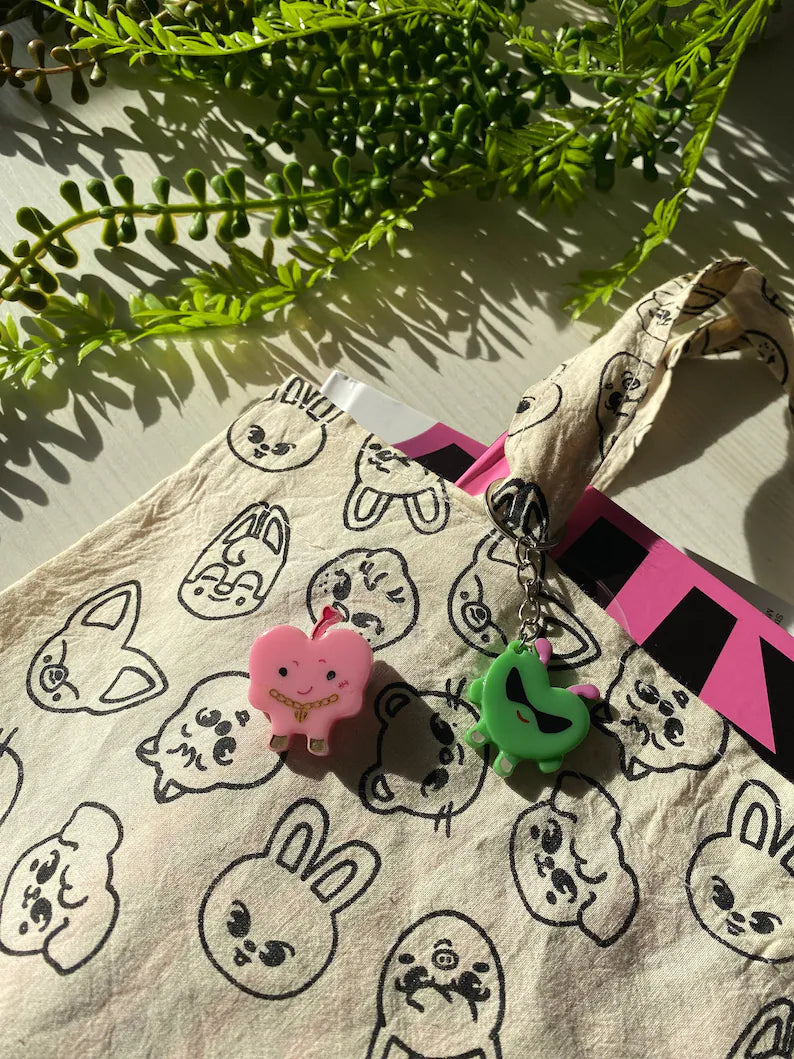 Pipi Heart Pin & Keychain